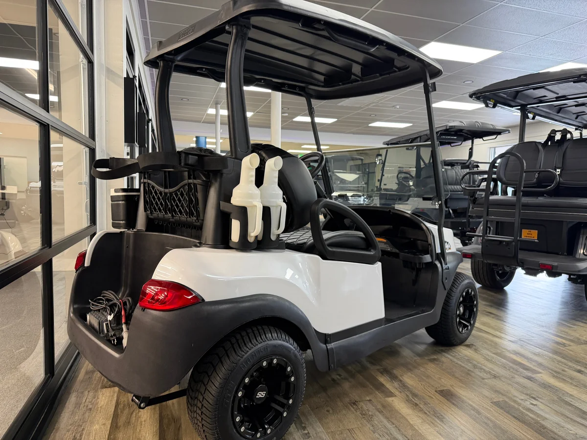 2023 Club Car Tempo 2+2 photo 5