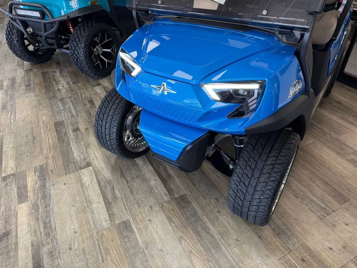 2026 Atlas Pro 2 Passenger photo 14