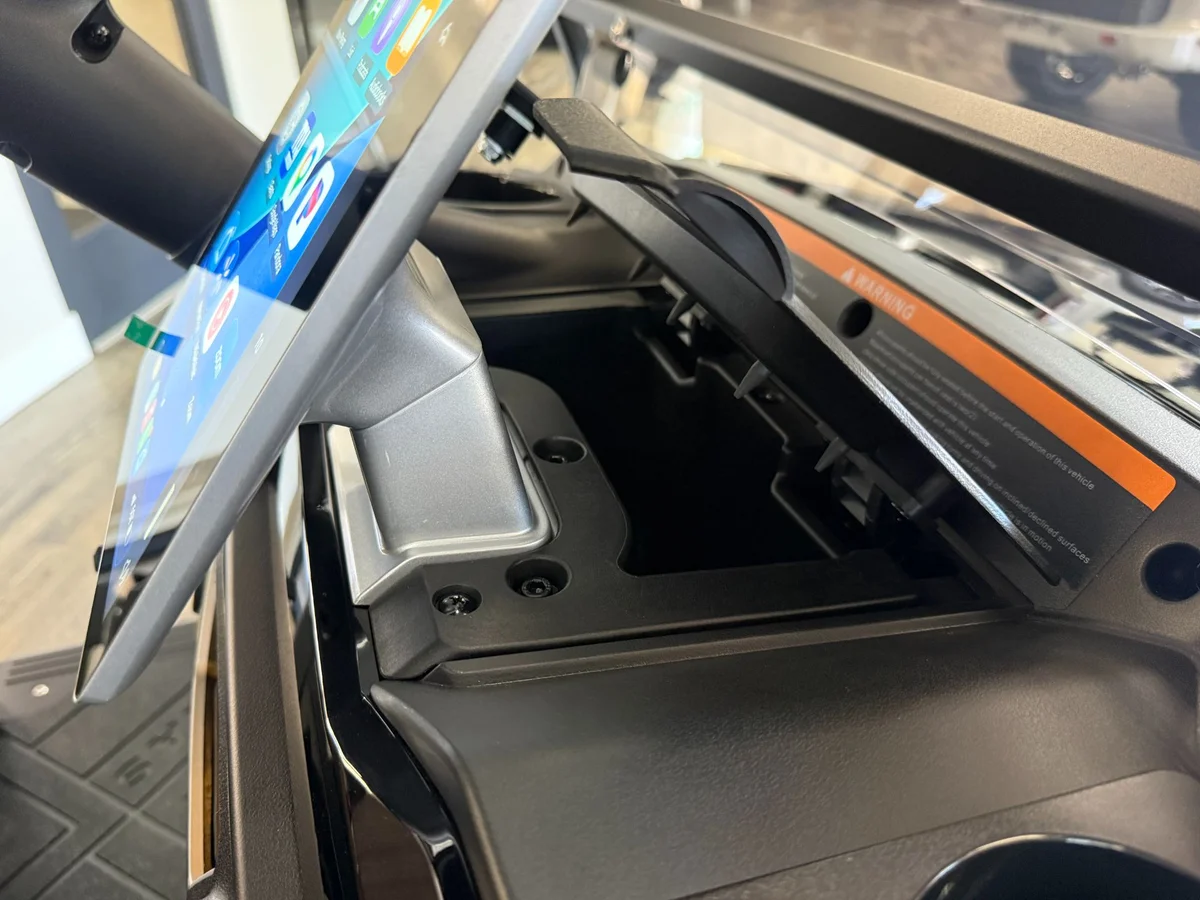 2026 Atlas Pro 2 Passenger photo 14