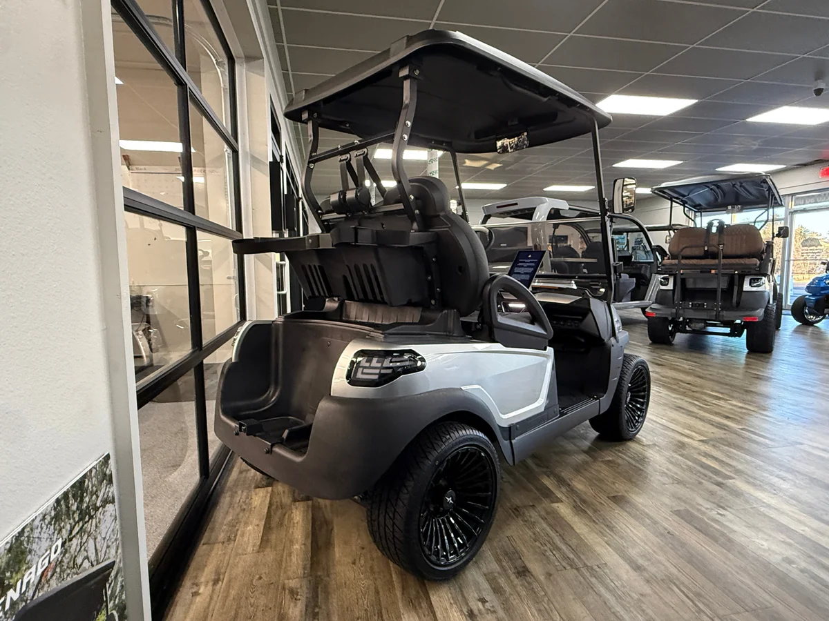 2026 Atlas Pro 2 Passenger photo 5