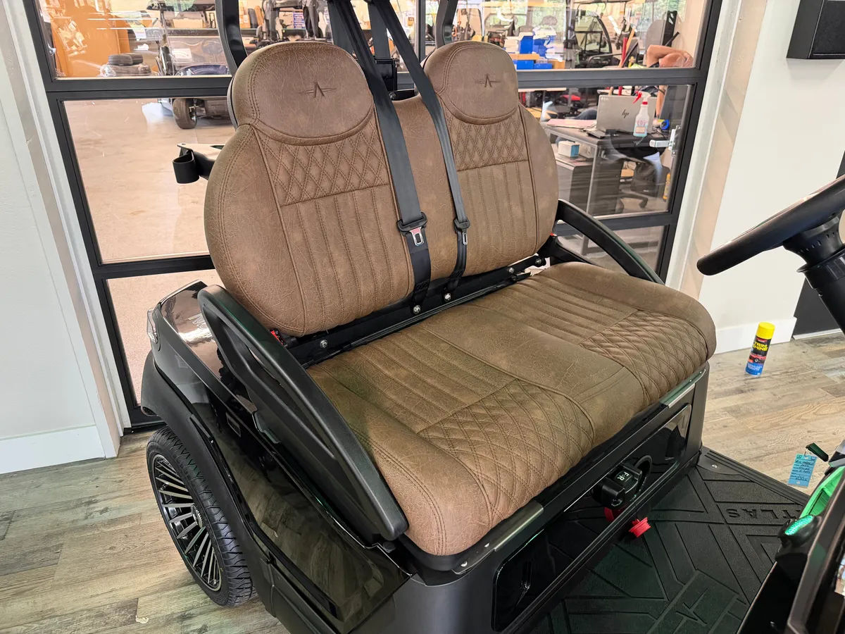 2026 Atlas Pro 2 Passenger photo 9