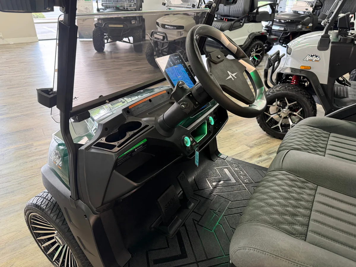 2026 Atlas Pro 2 Passenger photo 10