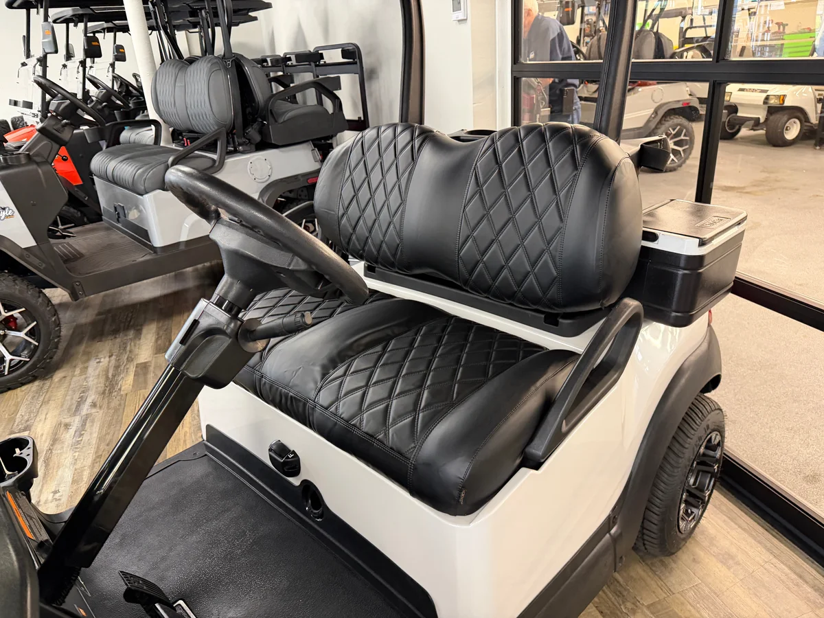2023 Club Car Tempo 2+2 photo 8