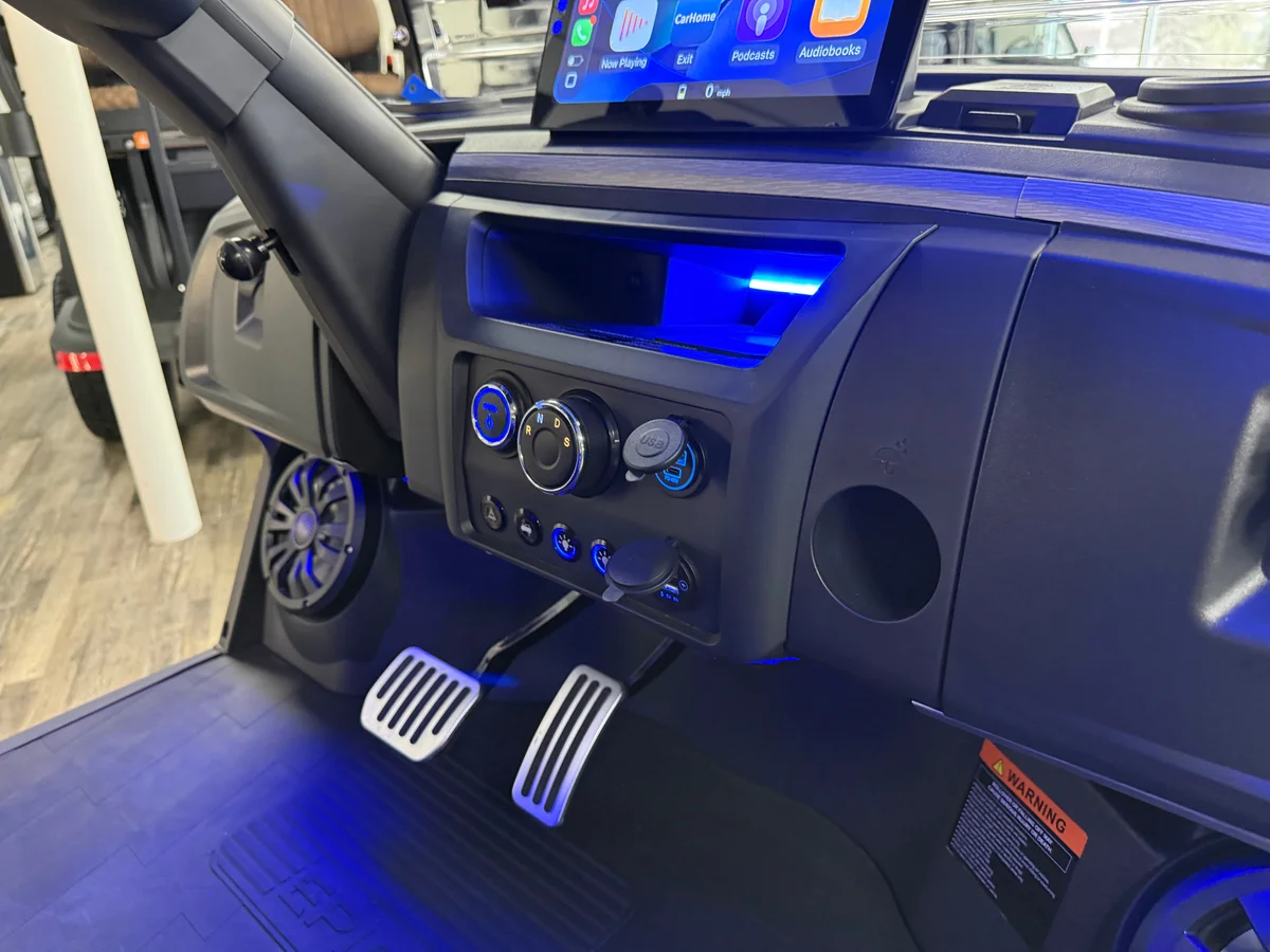 2026 Epic Carts E40FX photo 13