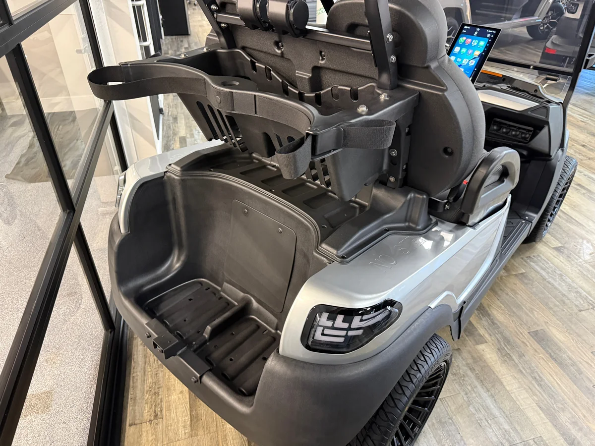 2026 Atlas Pro 2 Passenger photo 6