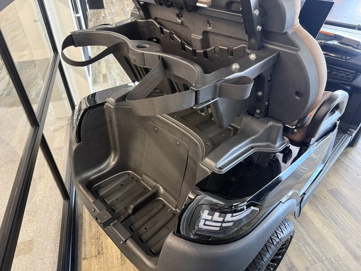 2026 Atlas Pro 2 Passenger photo 6