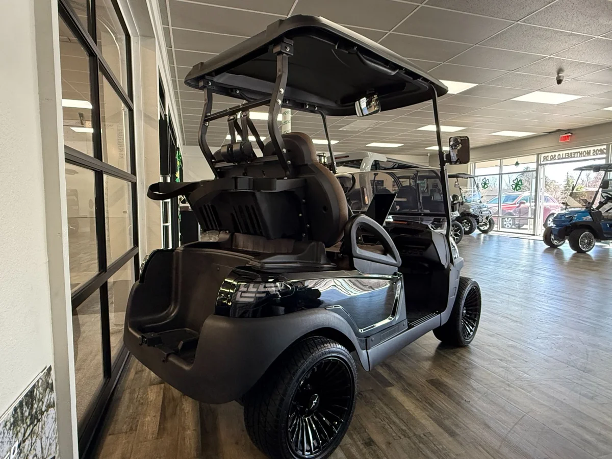 2026 Atlas Pro 2 Passenger photo 5
