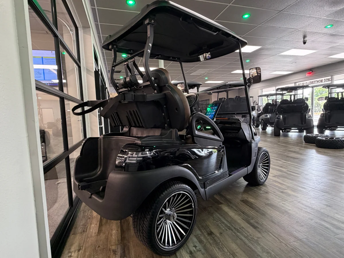 2026 Atlas Pro 2 Passenger photo 5