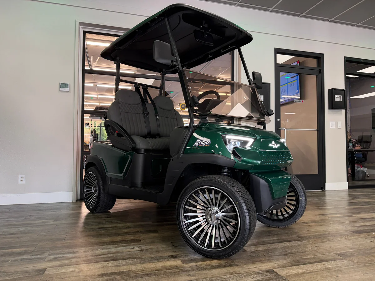 2026 Atlas Pro 2 Passenger photo 3