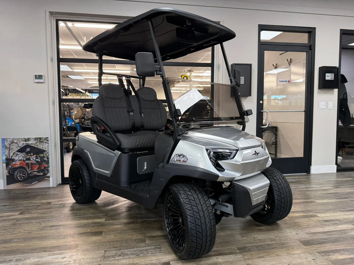 2026 Atlas Pro 2 Passenger photo 3