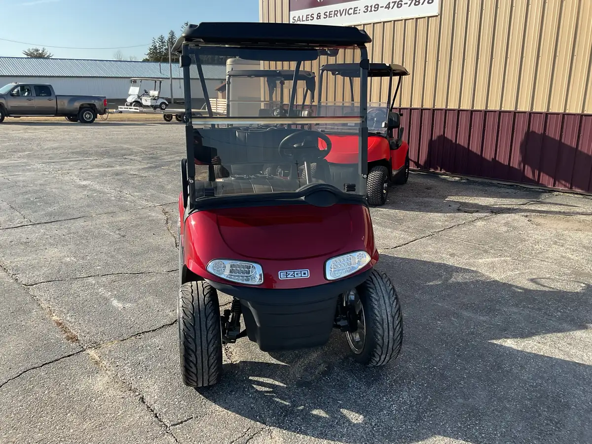 2018 E-Z-GO Freedom photo 2