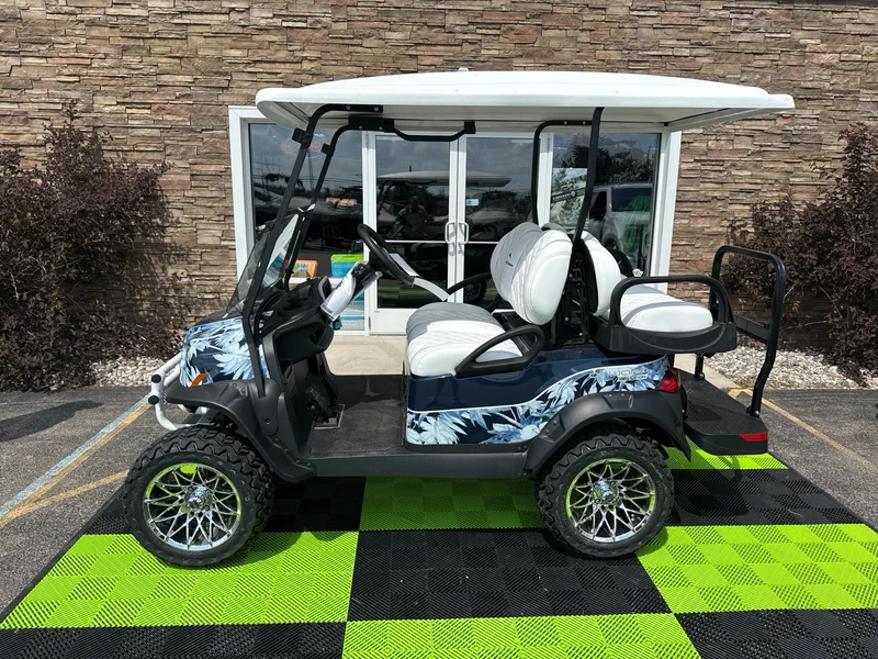 2025 Club Car Onward photo 2