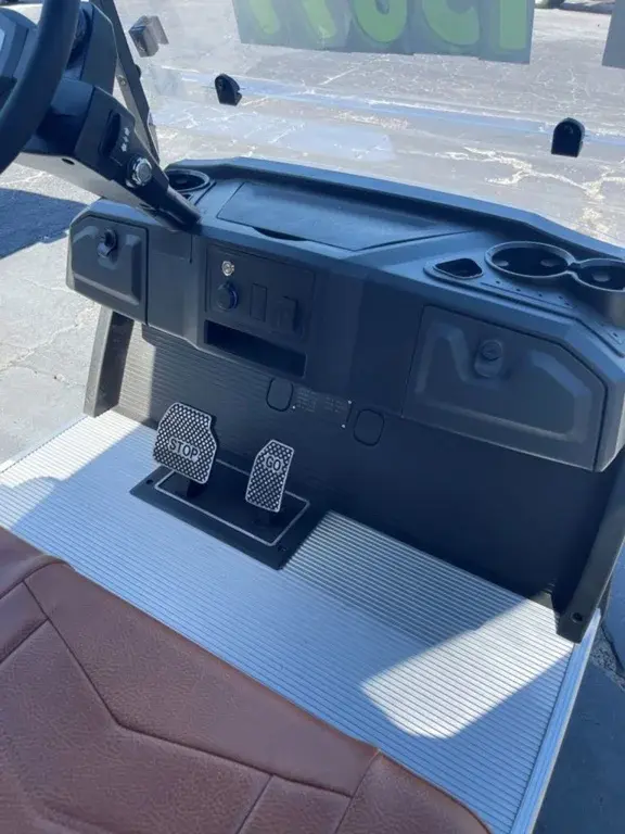 2022 Advanced EV Advent 6 Passenger photo 2