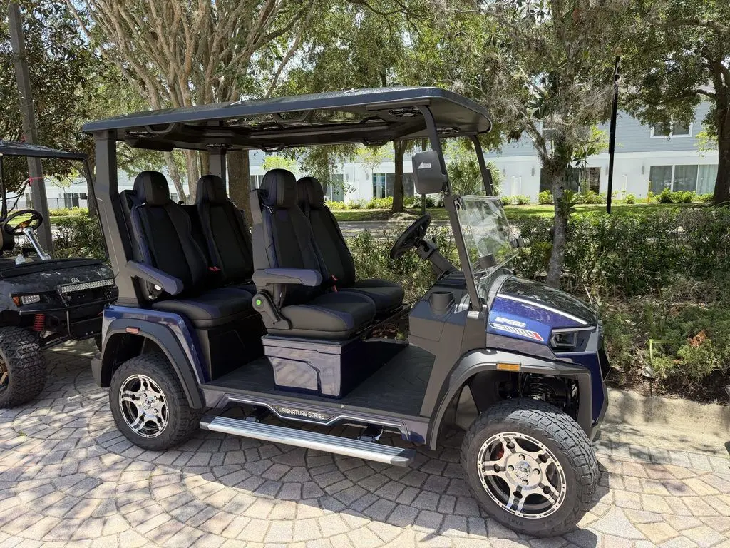 2026 Aries EV Signature 4-Forward 2WD Cobalt Blue 4 Passenger Fo photo 7