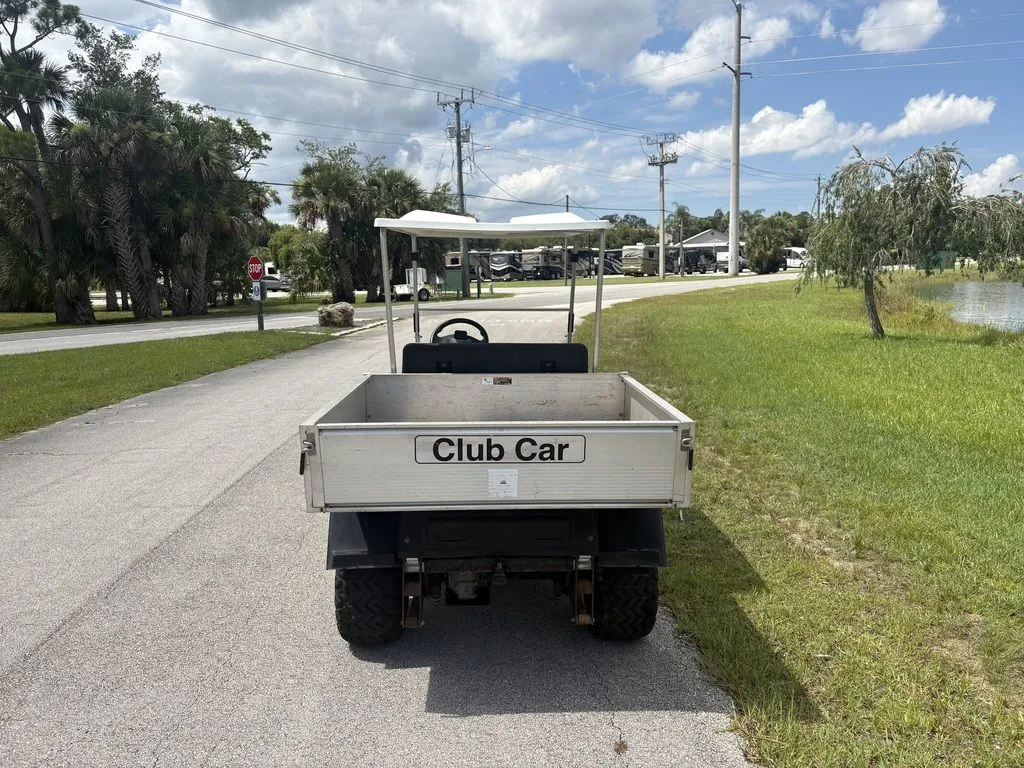 2013 Club Car Carryall photo 5