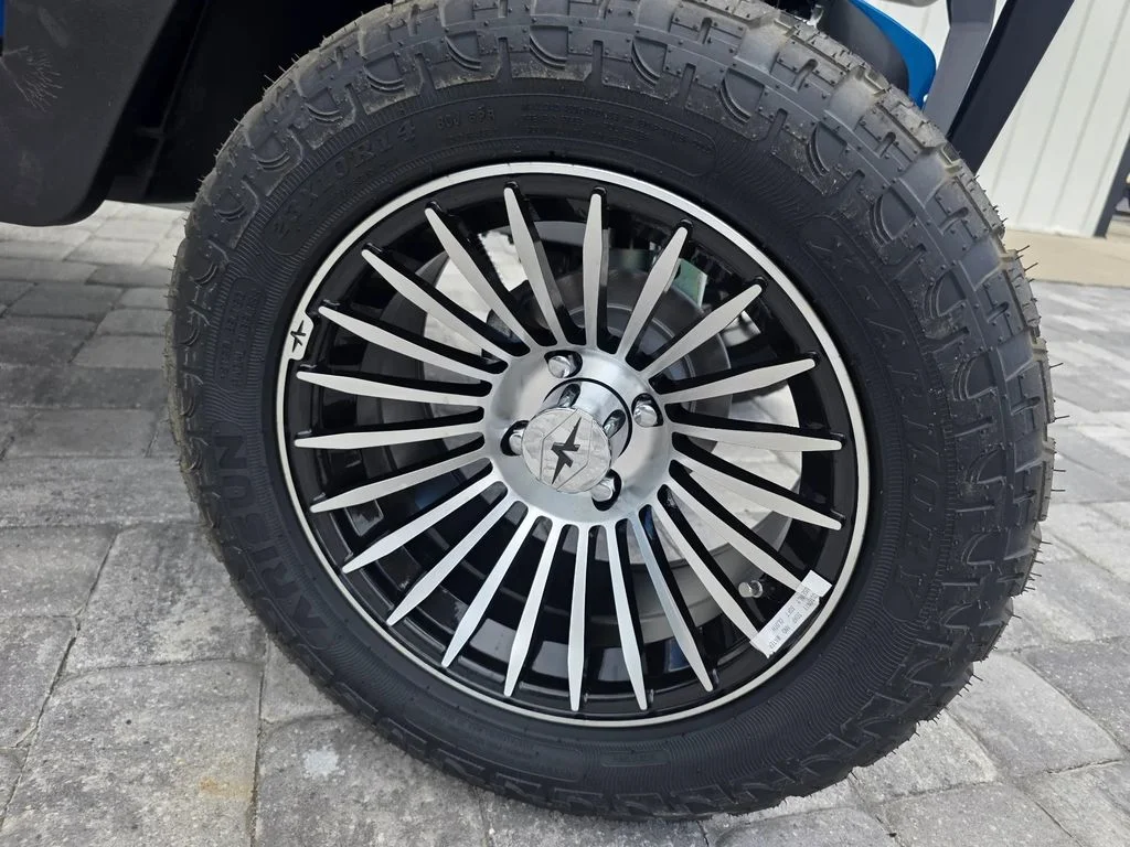 2026 Atlas MAX - Lifted photo 12