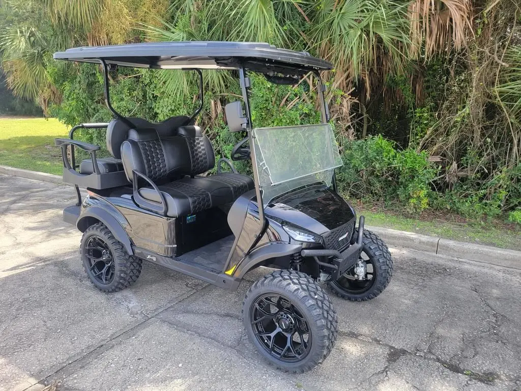 2025 Madjax X-Series 4 Passenger Lifted photo 2