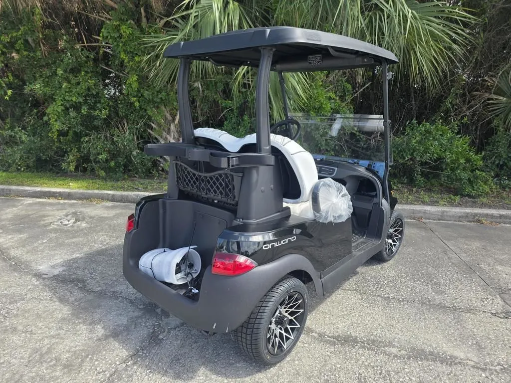 2027 Club Car Onward photo 6