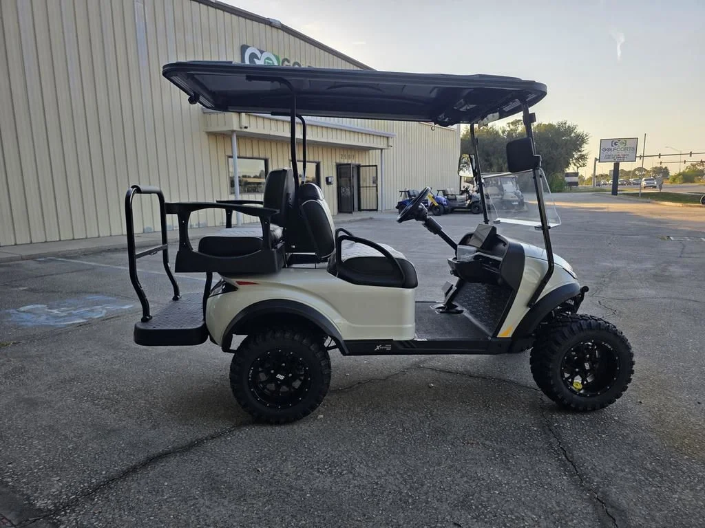 2025 Madjax X-Series 4 Passenger Lifted photo 6