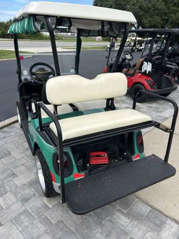 2015 E-Z-GO RXV photo 5