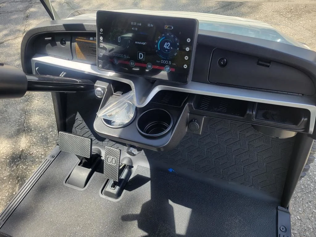 2025 Madjax X-Series 4 Passenger Lifted photo 10