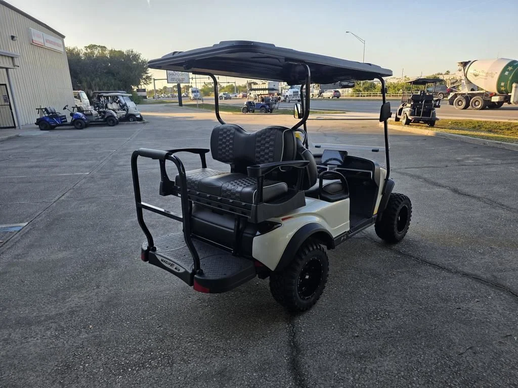 2025 Madjax X-Series 4 Passenger Lifted photo 5