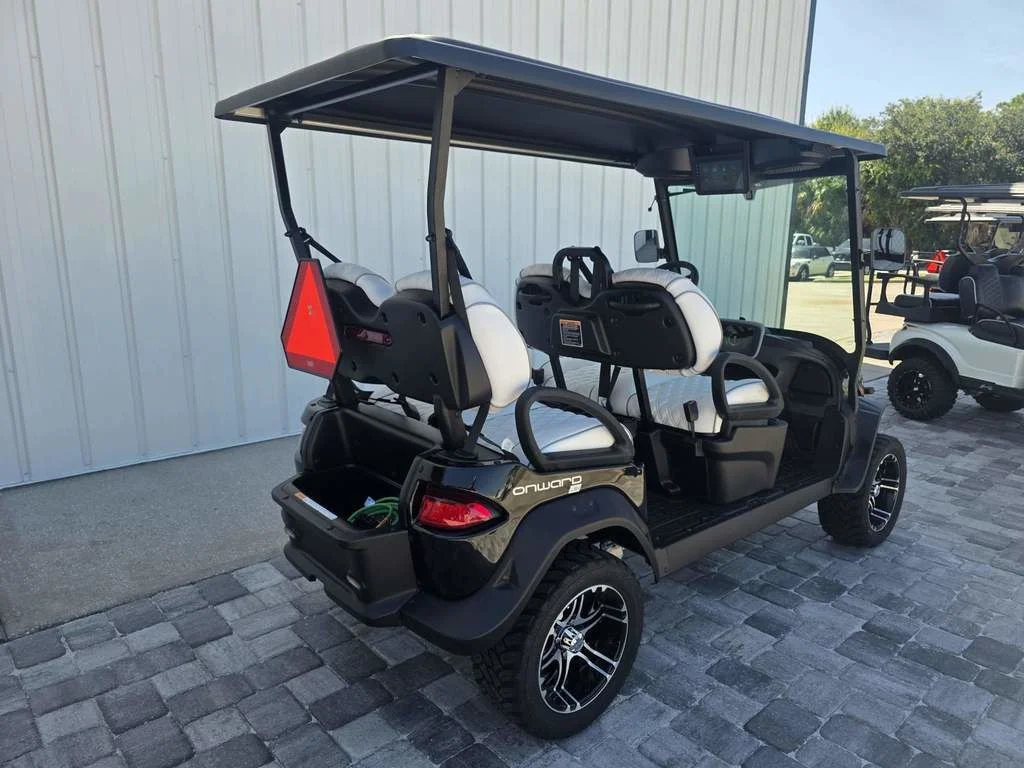 2027 Club Car Onward 4 Passenger photo 7
