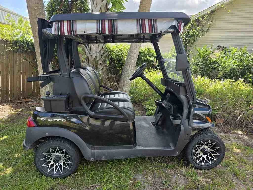 2024 Club Car Onward photo 8