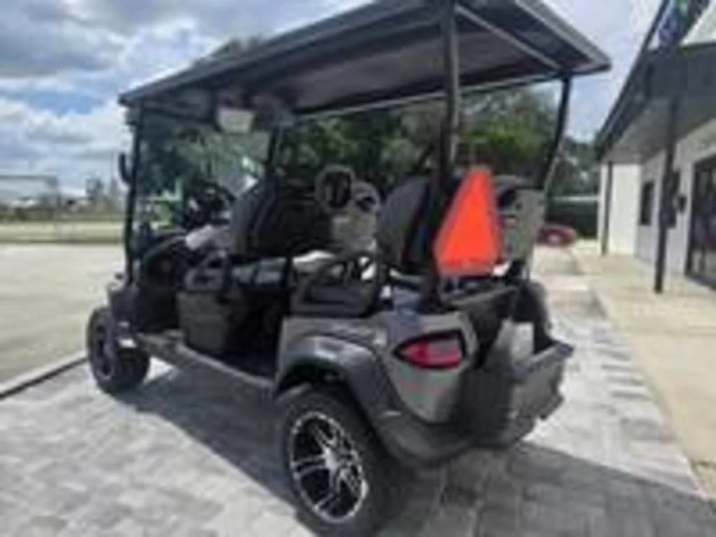 2027 Club Car Onward 4 Passenger photo 6
