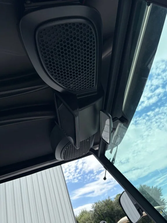 2027 Club Car Onward HP Lithium-Ion photo 28