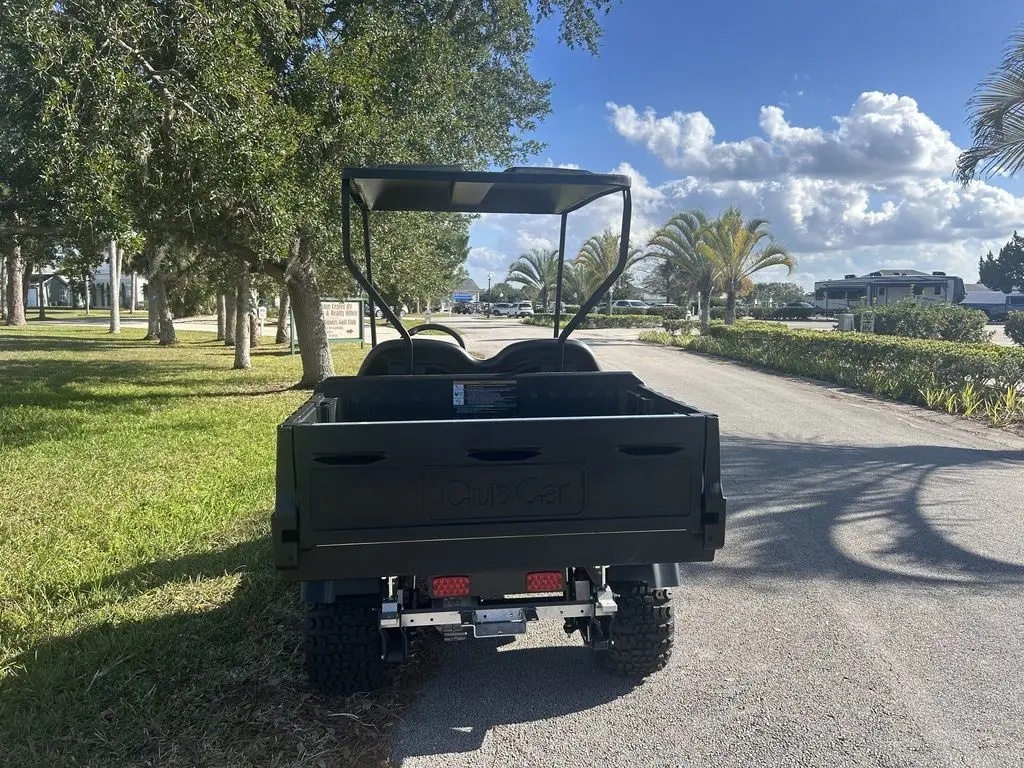 2026 Club Car XRT800 Electric photo 3