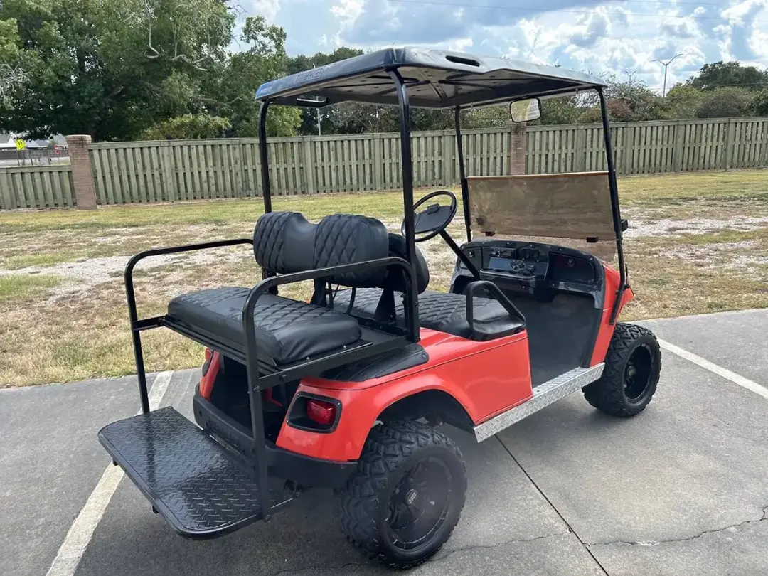 1996 E-Z-GO 36V photo 3