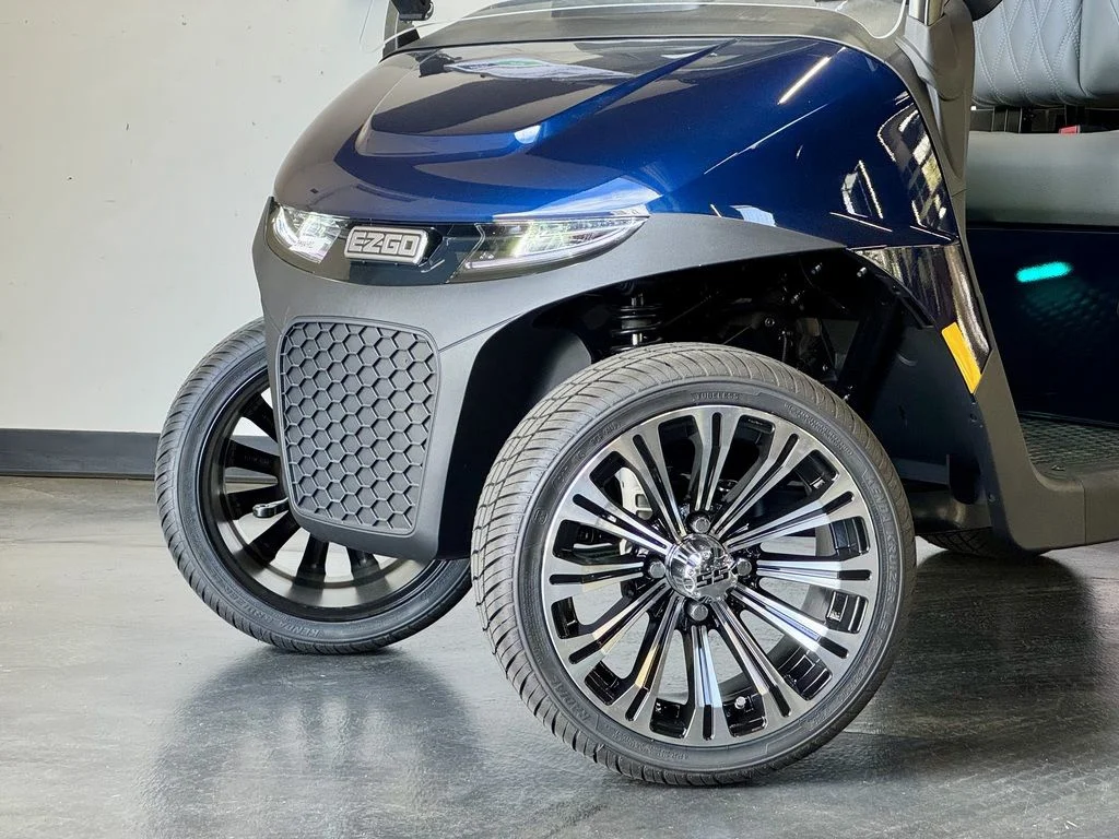 2026 E-Z-GO RXV photo 5