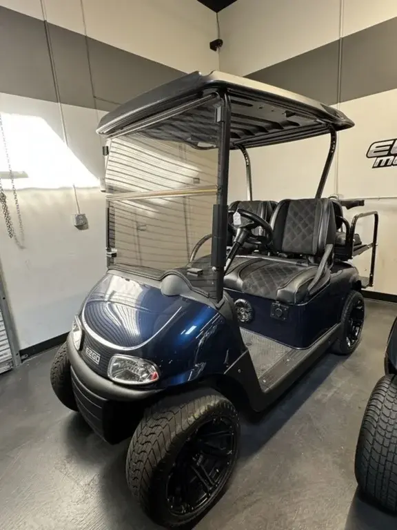 2014 E-Z-GO RXV photo 1