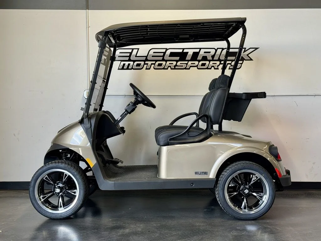 2026 E-Z-GO Freedom photo 2