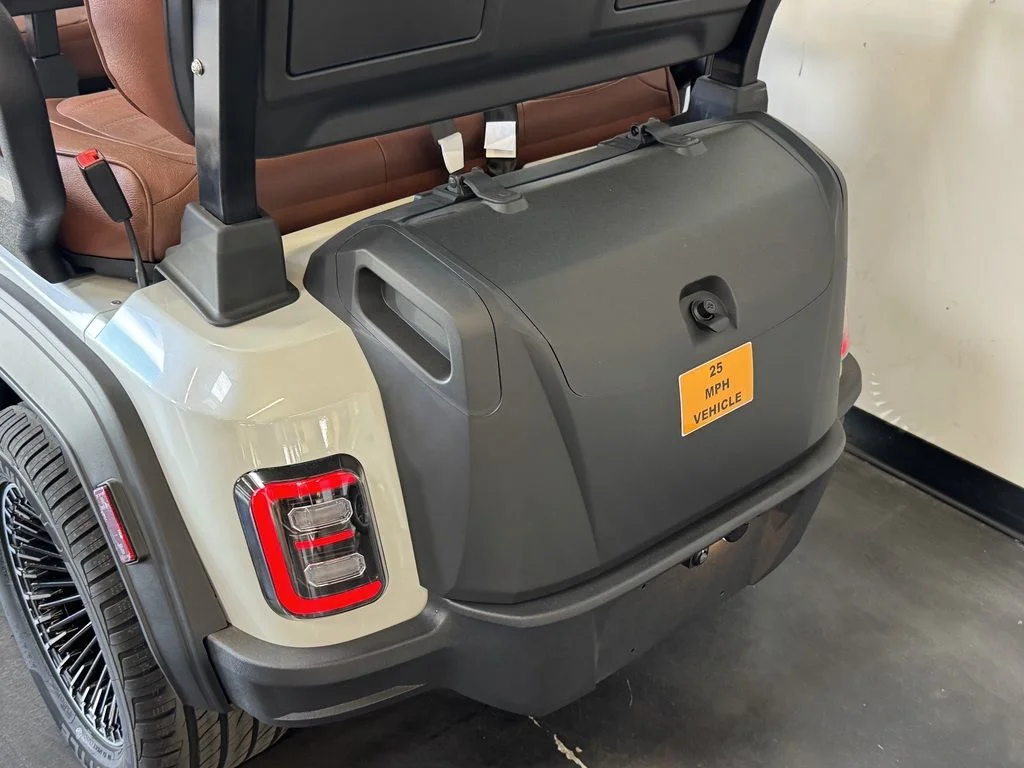 2026 Epic Carts E40FX photo 16