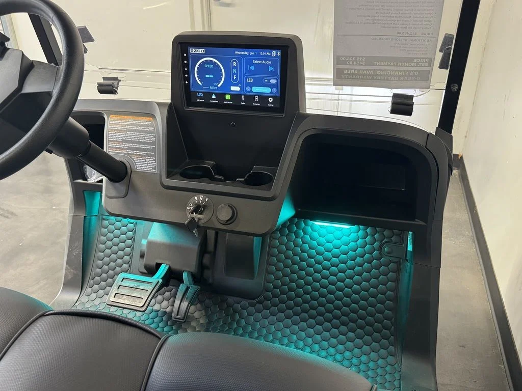 2026 E-Z-GO RXV ELiTE Lithium photo 5