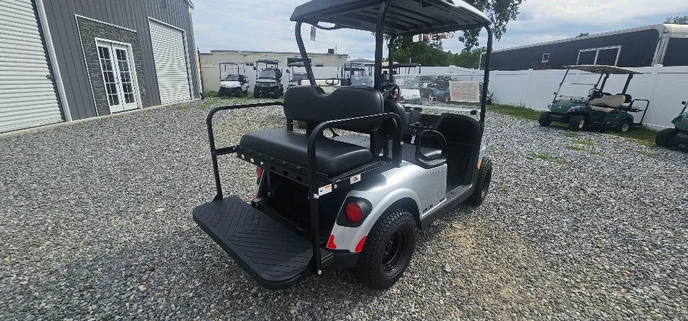 2027 E-Z-GO RXV photo 5