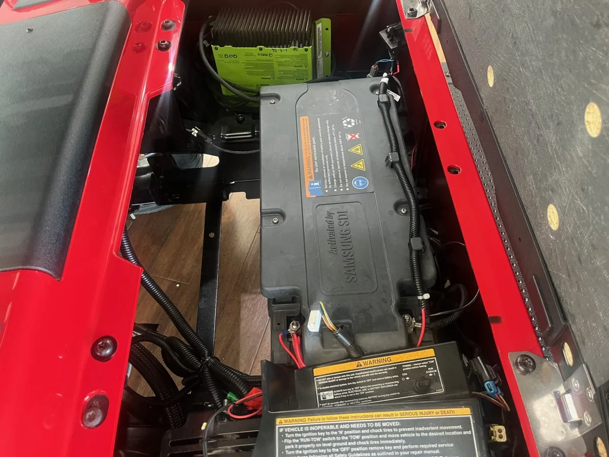 2021 E-Z-GO RXV ELiTE Lithium photo 8