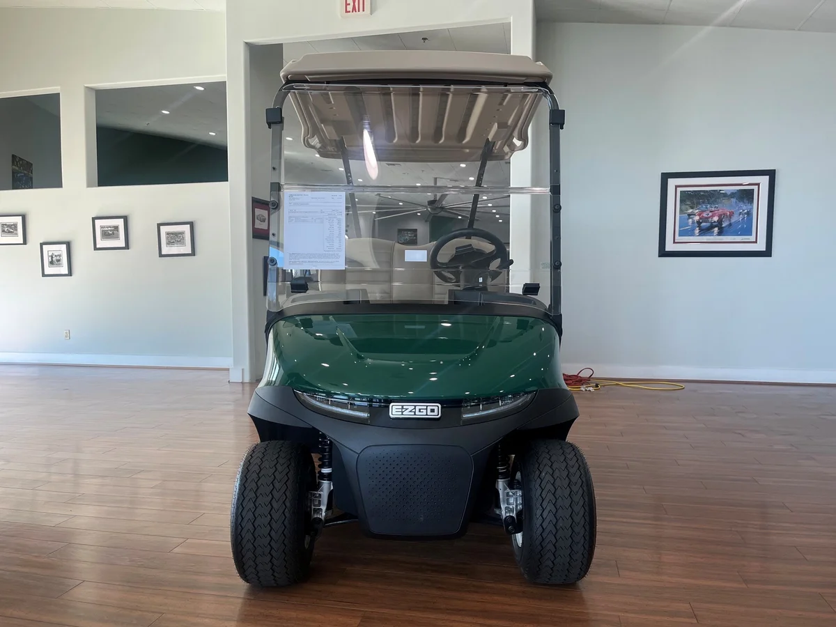 2026 E-Z-GO RXV photo 2