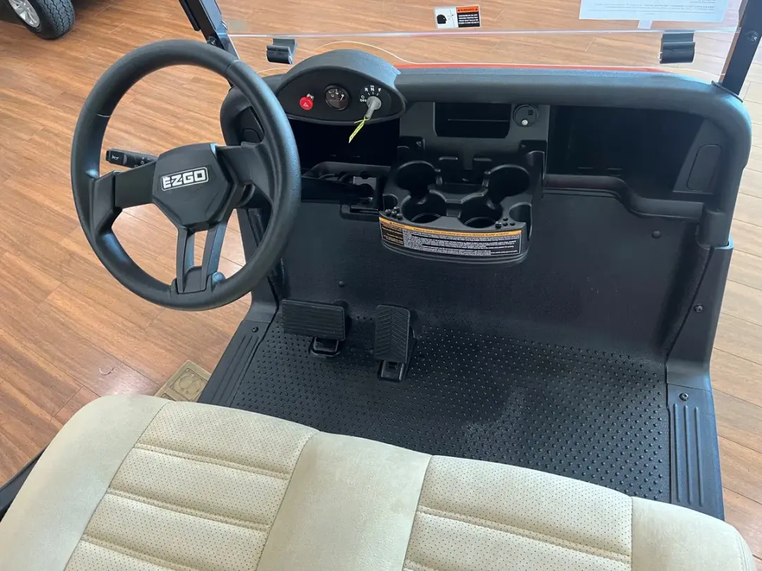 2021 E-Z-GO RXV ELiTE Lithium photo 7