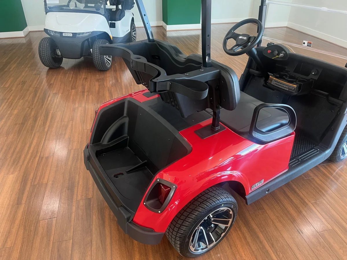 2021 E-Z-GO RXV ELiTE Lithium photo 5