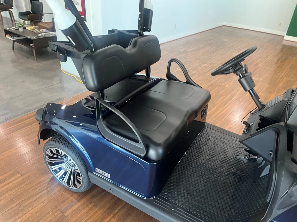 2026 E-Z-GO Freedom photo 6