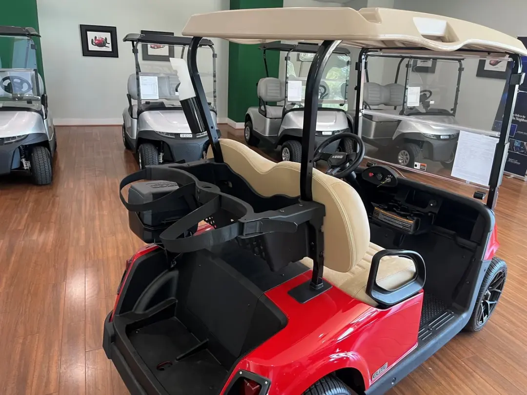 2021 E-Z-GO RXV ELiTE Lithium photo 5