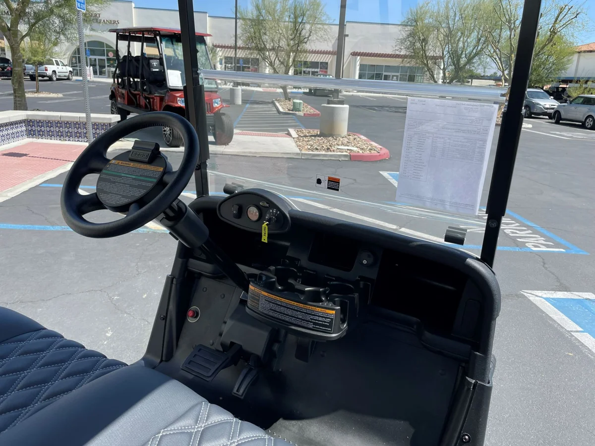 2023 E-Z-GO Freedom ELiTE Lithium photo 4