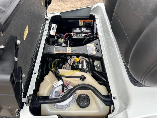 2027 Club Car Onward Gasoline photo 18
