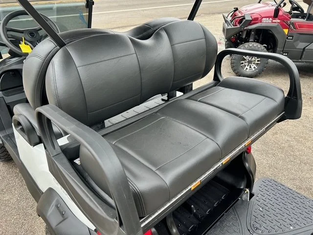 2027 Club Car Onward Gasoline photo 5