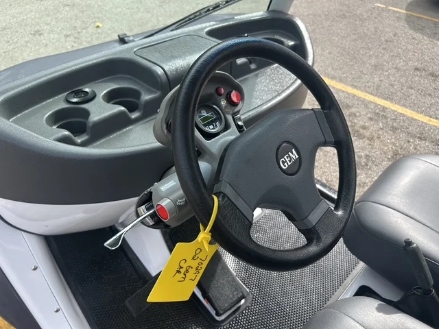 2002 GEM CAR E825 LSV photo 22