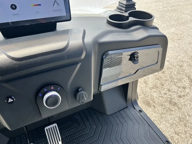 2026 Denago Rover XL LE photo 17