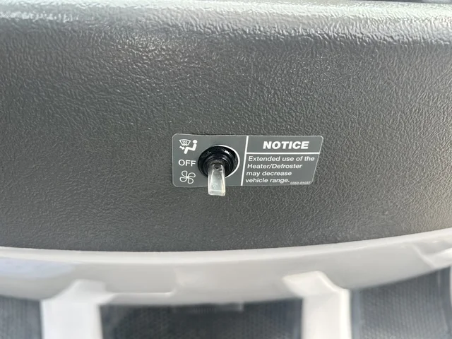 2002 GEM CAR E825 LSV photo 25